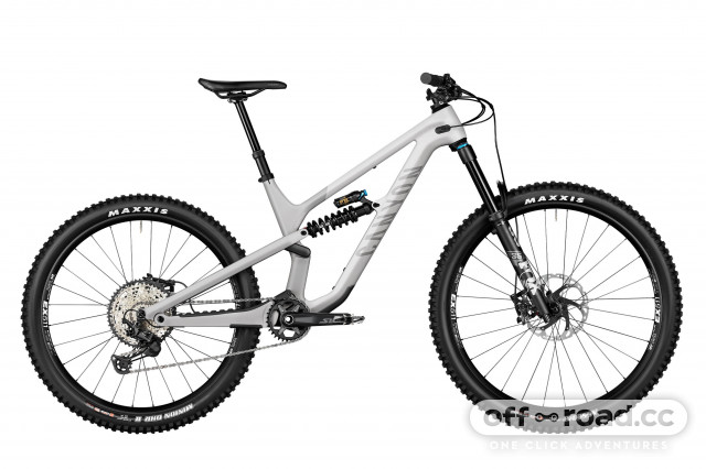 Canyon full outlet suspension bike